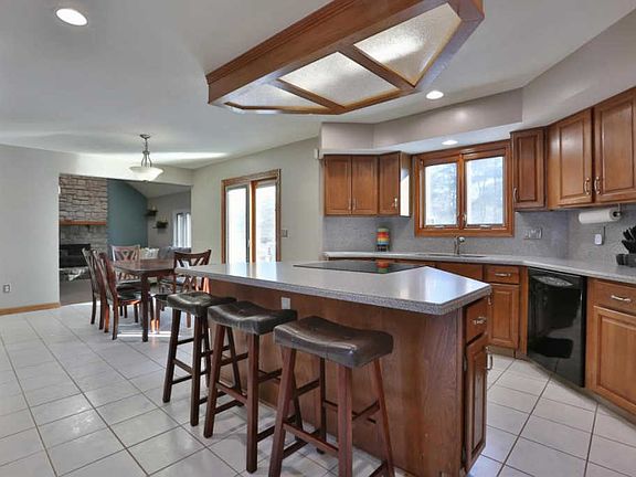 5th image of 6954 Candace Pl