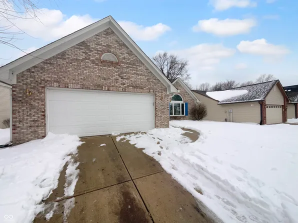 10603 Cedar Dr, Fishers, IN 46037