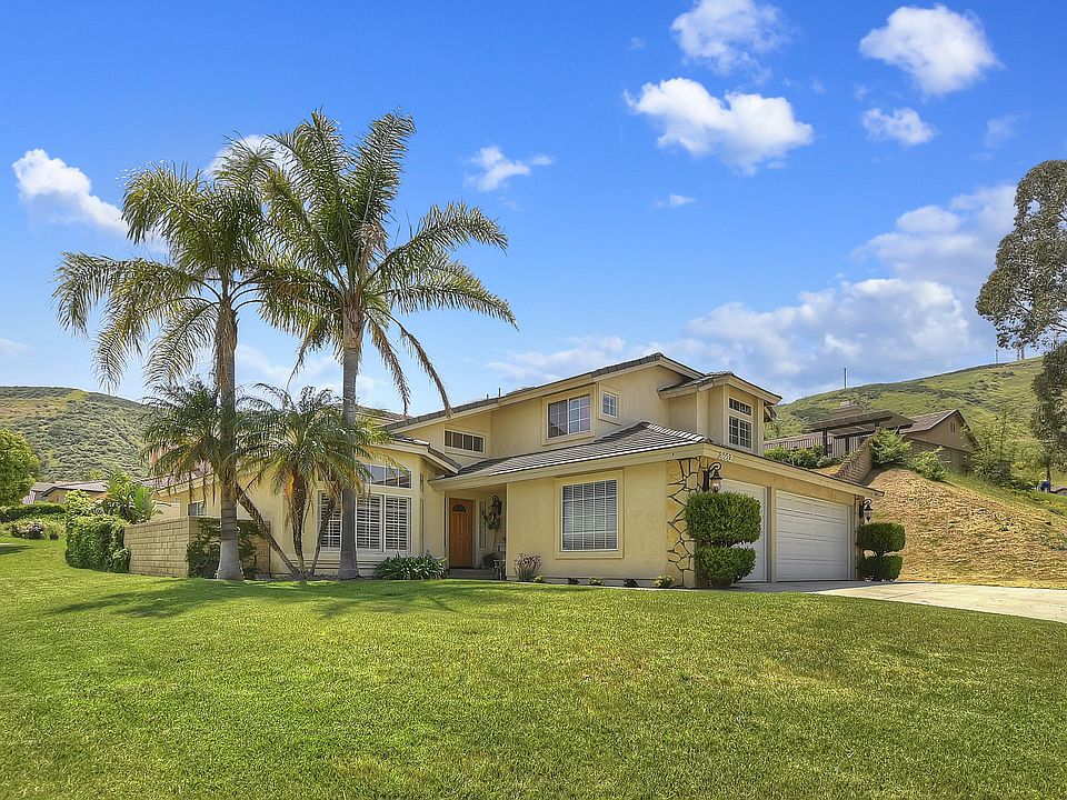 1st image of 3603 N Canyon Terrace Dr
