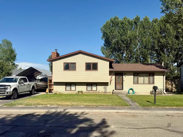 1808 Crest Way, Worland, WY 82401