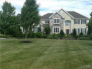 2nd image of 4446 Oakwood Ln