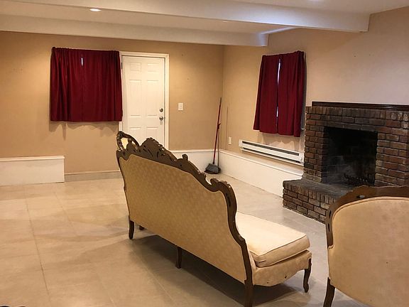 5th image of 3472 Richmond Ave #1