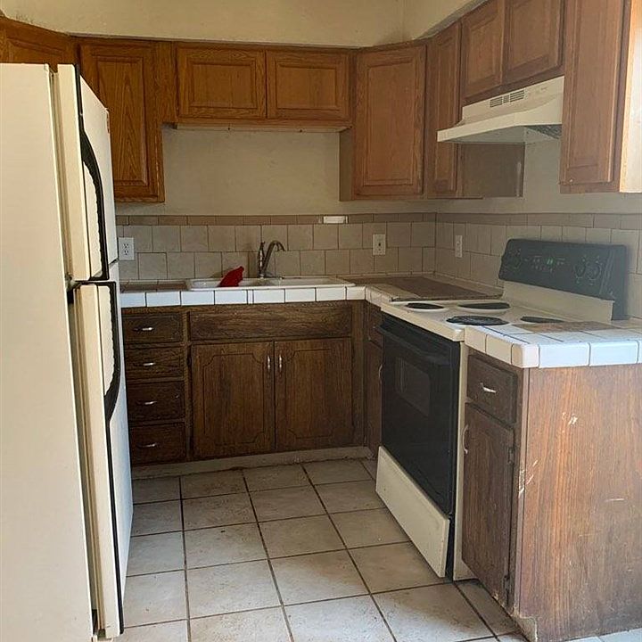 2nd image of 1508 W 9th Pl APT 6