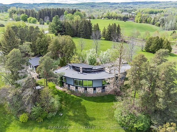 3rd image of 16167 McLaughlin Rd