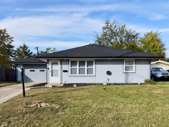 8222 Patton Dr, Indianapolis, IN 46226