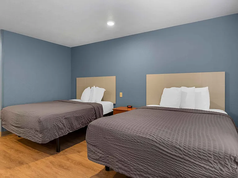 Studio Suite - 2 Queen Beds