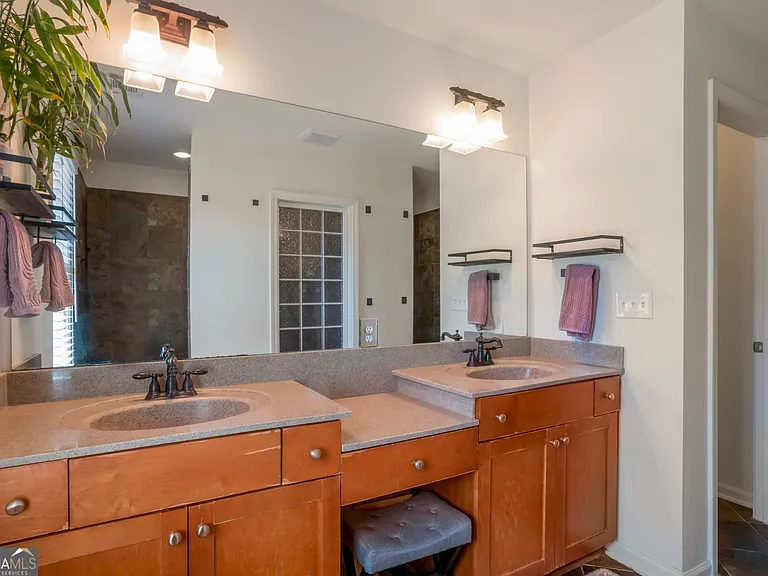 2524 Kickerillo Way SE — Photo 28