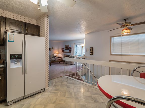 5th image of 13940 W Timberlane Ct