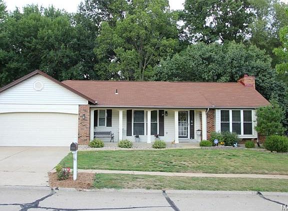 2nd image of 209 Golden Valley Dr