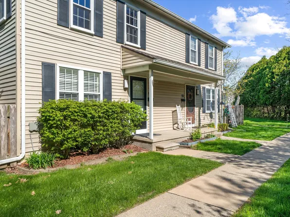 2966 Roundtree Blvd, Ypsilanti, MI 48197
