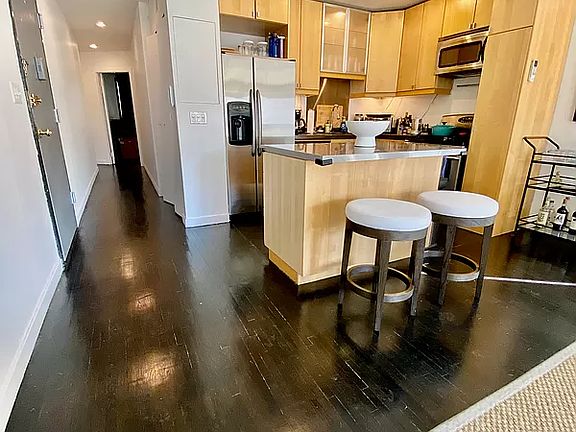 4th image of 408 8th Ave APT 7A