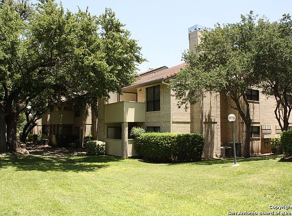 4th image of 11843 Braesview APT 1510R