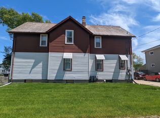 1037 25th St, Two Rivers, WI 54241