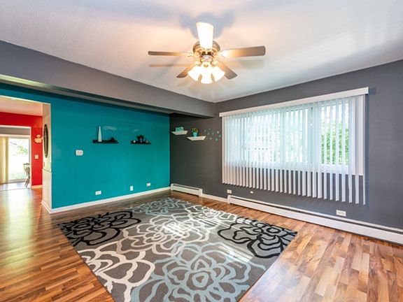 4th image of 42279 N Park Pl