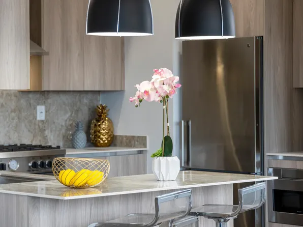 167 Saint Pauls Avenue image 1 of 17