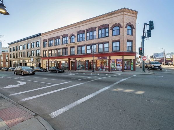 7 Main St APT 104, Brockton, MA 02301