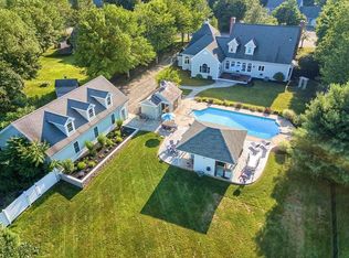 19 Farm Hill Rd, Leominster, MA 01453