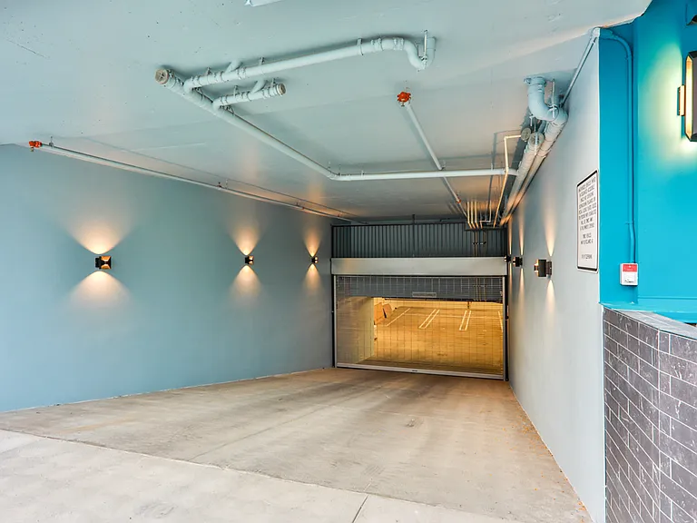 900 N Wilcox Ave #105 — Photo 54
