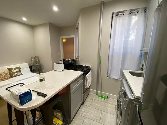 Rented by Mdays Realty | media 24