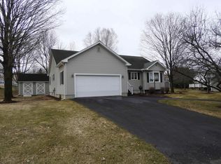 170 Jackson St, Newport, VT 05855