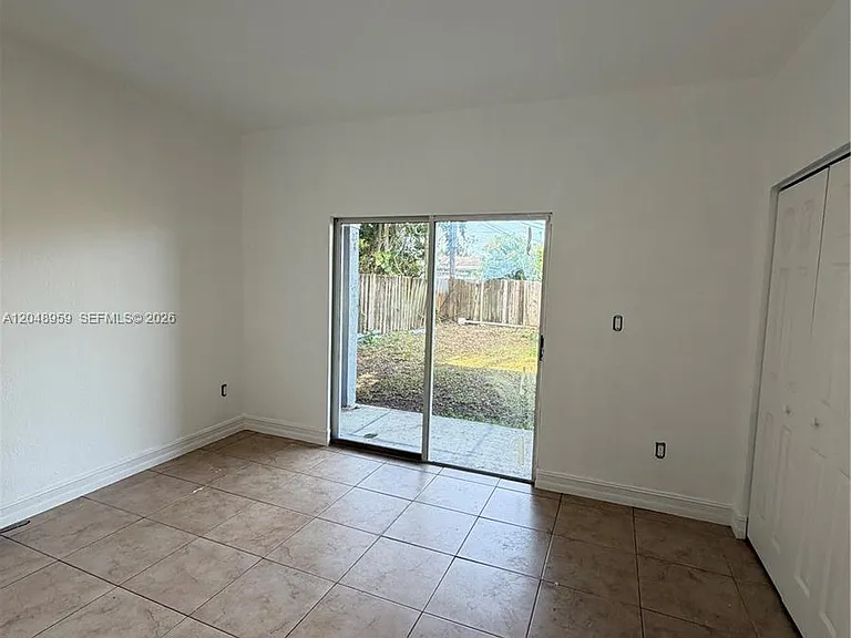 22725 SW 125th Ave #A — Photo 7