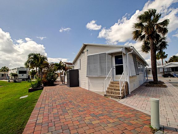 4th image of 6430 SE 51st Street