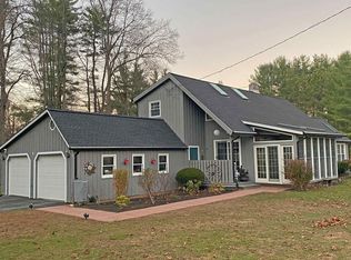 8 Shirley Dr, Vernon, VT 05354