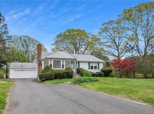 320 Halls Hill Rd, Colchester, CT 06415