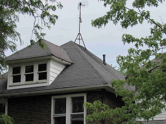 6542 Woodrow