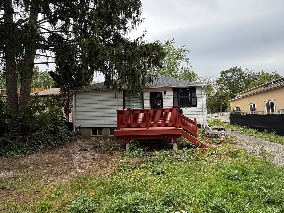 1478 Rosebank Rd