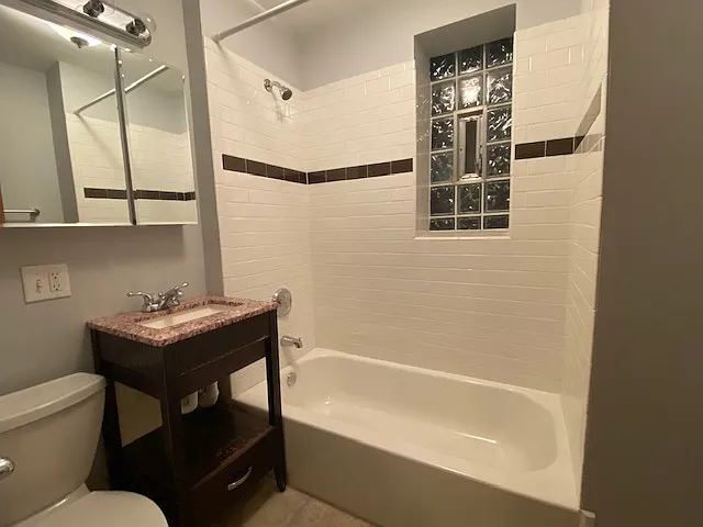 2104 N Seminary Ave #2 — Photo 11