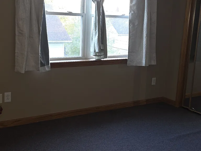 57 Russell St — Photo 9