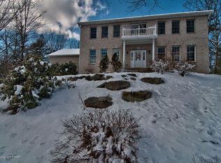 1336 Kelly Rd, Stroudsburg, PA 18360