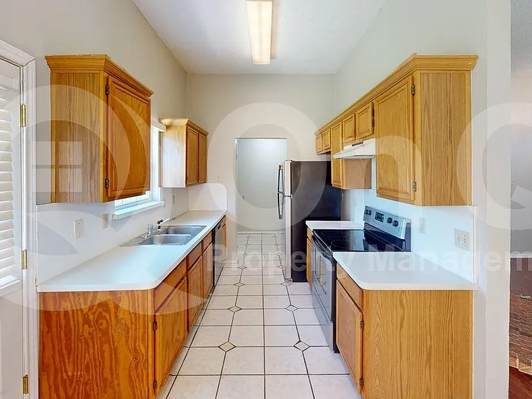 12603 Summer Hill Dr — Photo 10