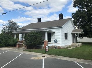 114 N Sampson St, Faison, NC 28341