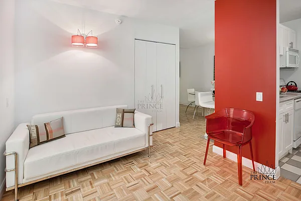 Rented by Town Residential | media 5