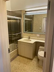 Rented by R New York