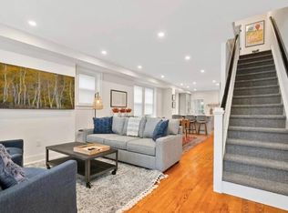 7 W Athens Ave, Ardmore, PA 19003