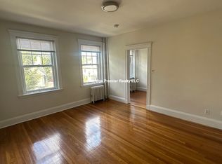 30 Langdon St #11-1, Cambridge, MA 02138