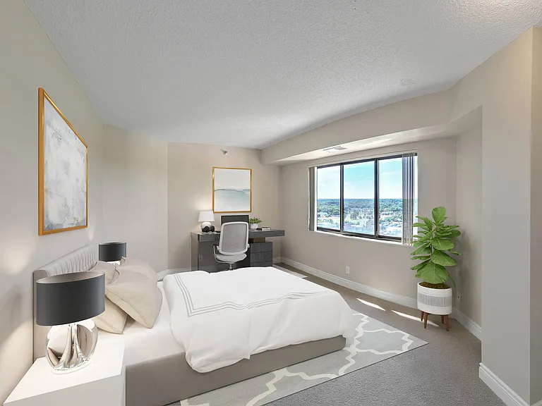 Skyrise Luxury Apartments — Photo 16