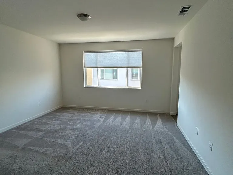 1332 Renewal Ln — Photo 16
