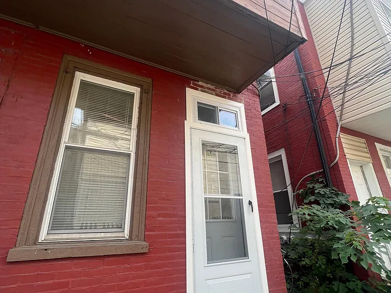 2311 Christian St #1R — Photo 10