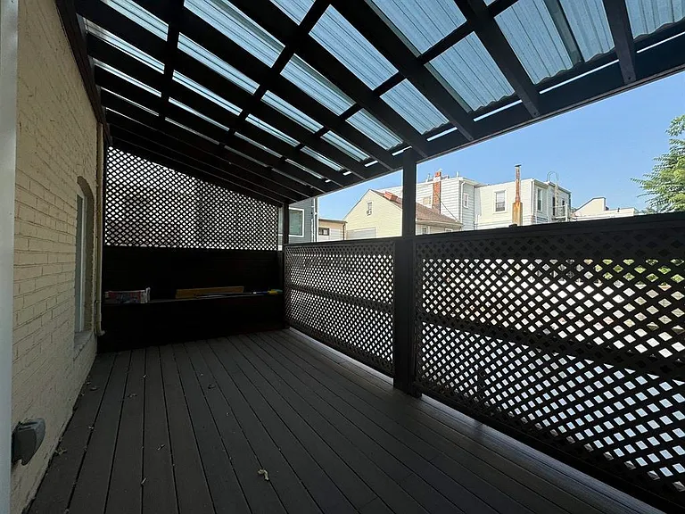 445 Monmouth St #2 — Photo 9