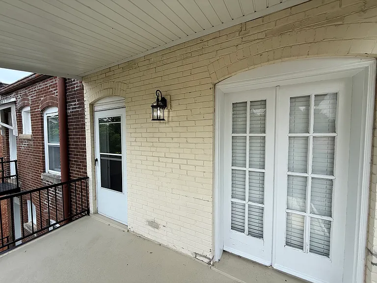 737 Heman Ave #3F — Photo 8
