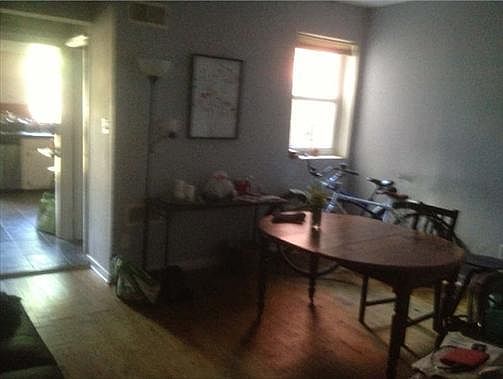 2nd image of 1436 E St SE
