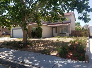 36541 Sinaloa St, Palmdale, CA 93552