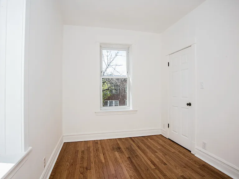 4632 W Barry Ave #2 — Photo 24
