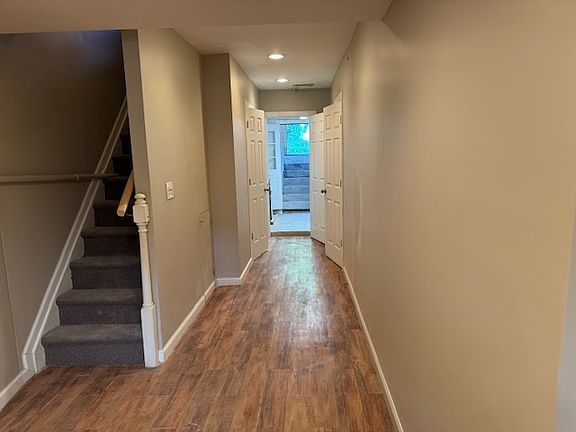 4th image of 9300 244th St