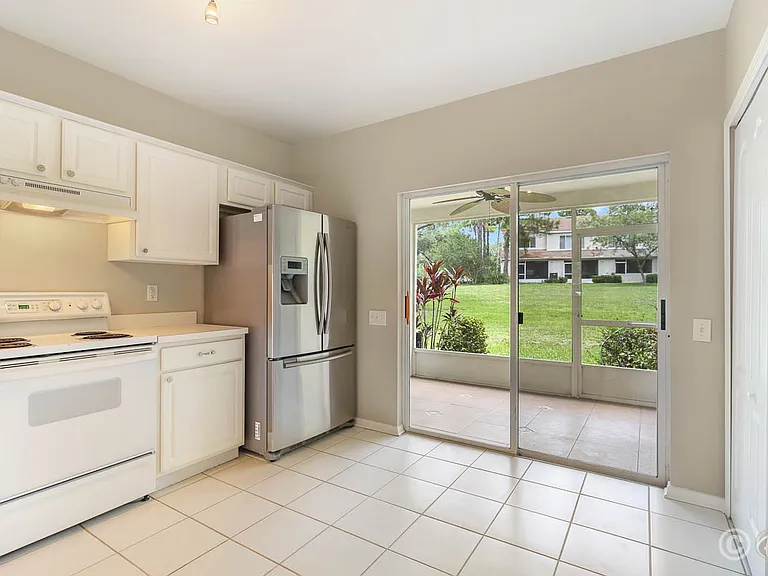2403 Lake Woodberry Cir — Photo 6