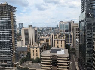 238 Simcoe St #2103, Toronto, ON M5T0E2